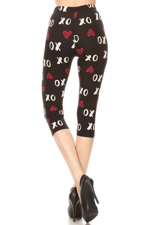 Women's Plus colorful XO hearts Printed Cropped Capri Leggings