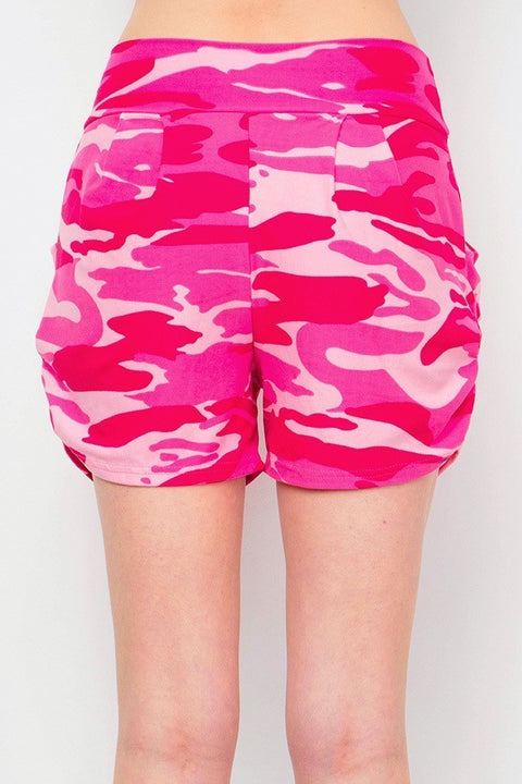 Women’s Regular Pink Camo Printed Pleated Pockets Harem Shorts